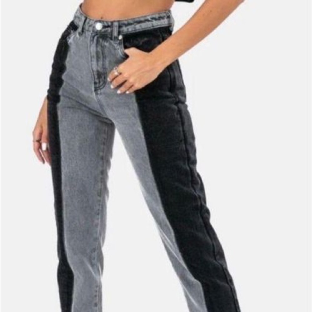 Black and grey mom jeans